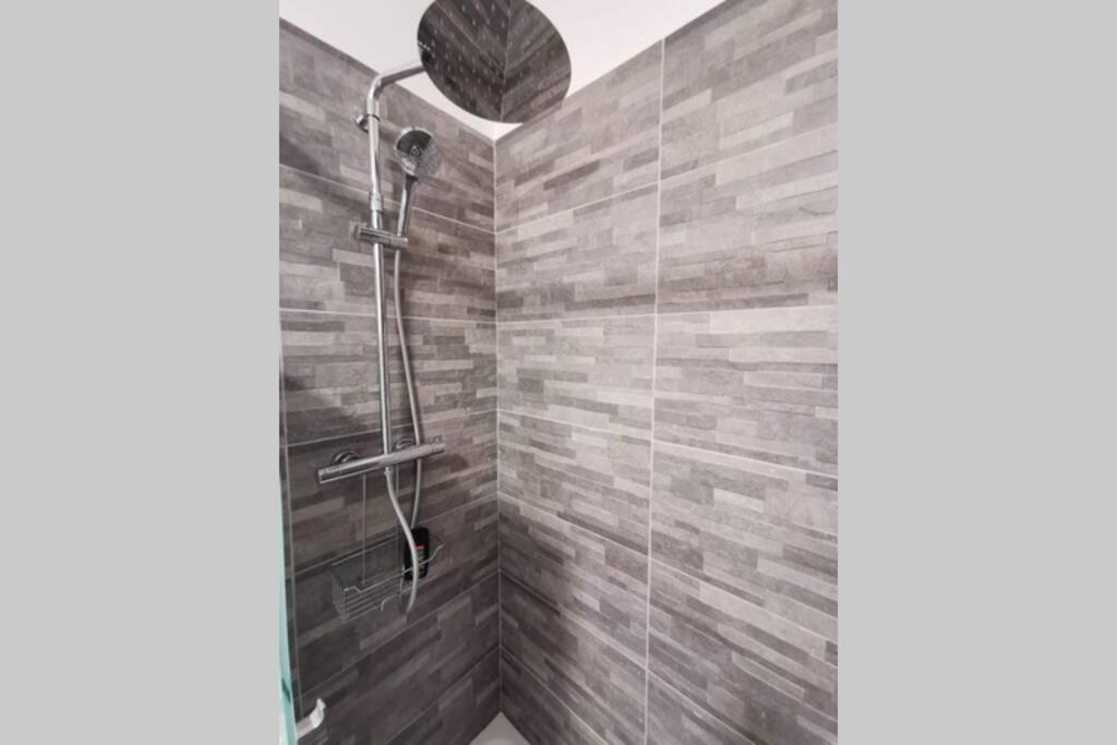 Appartement Nice: agréable studio très proche de la plage Extérieur photo